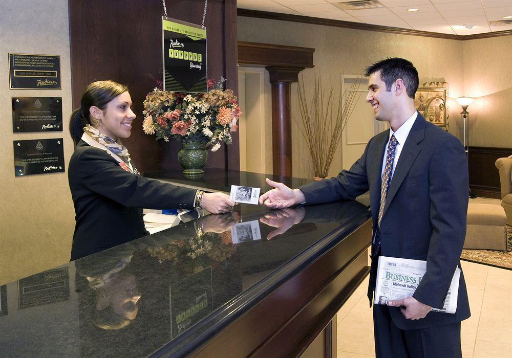 Delta Hotels By Marriott Utica Luaran gambar
