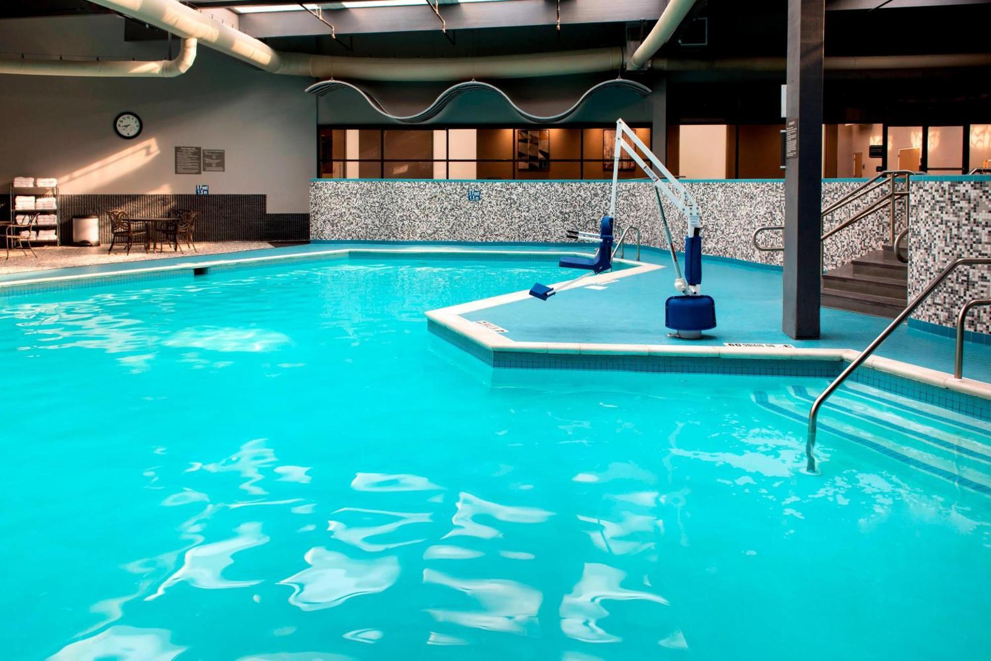 Delta Hotels By Marriott Utica Luaran gambar